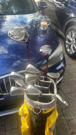 Full set of king cobra 2 irons stiff flex 3-Pw Taylormade driver Bobby jones 4 wood odyssey putter and bag.