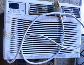 Air conditioning unit 10000btu $80
