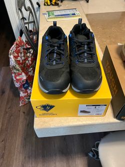 Working shoes