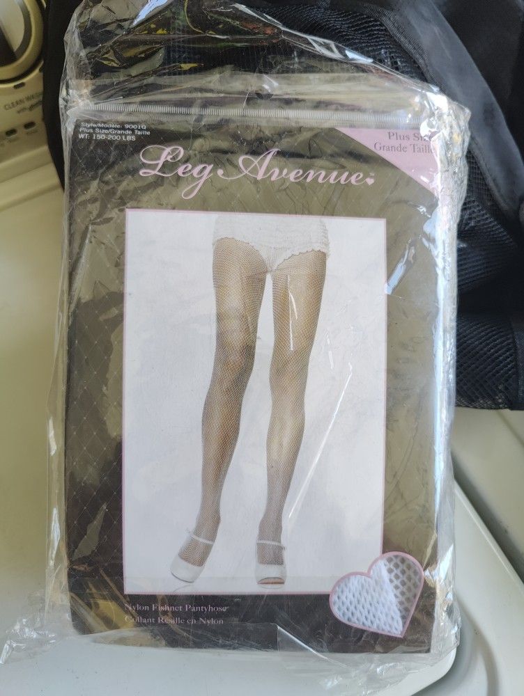 Leg Avenue Nylon Fishnet Pantyhose Plus Size 