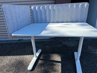 White Office Desk with Acoustic Privacy Panels