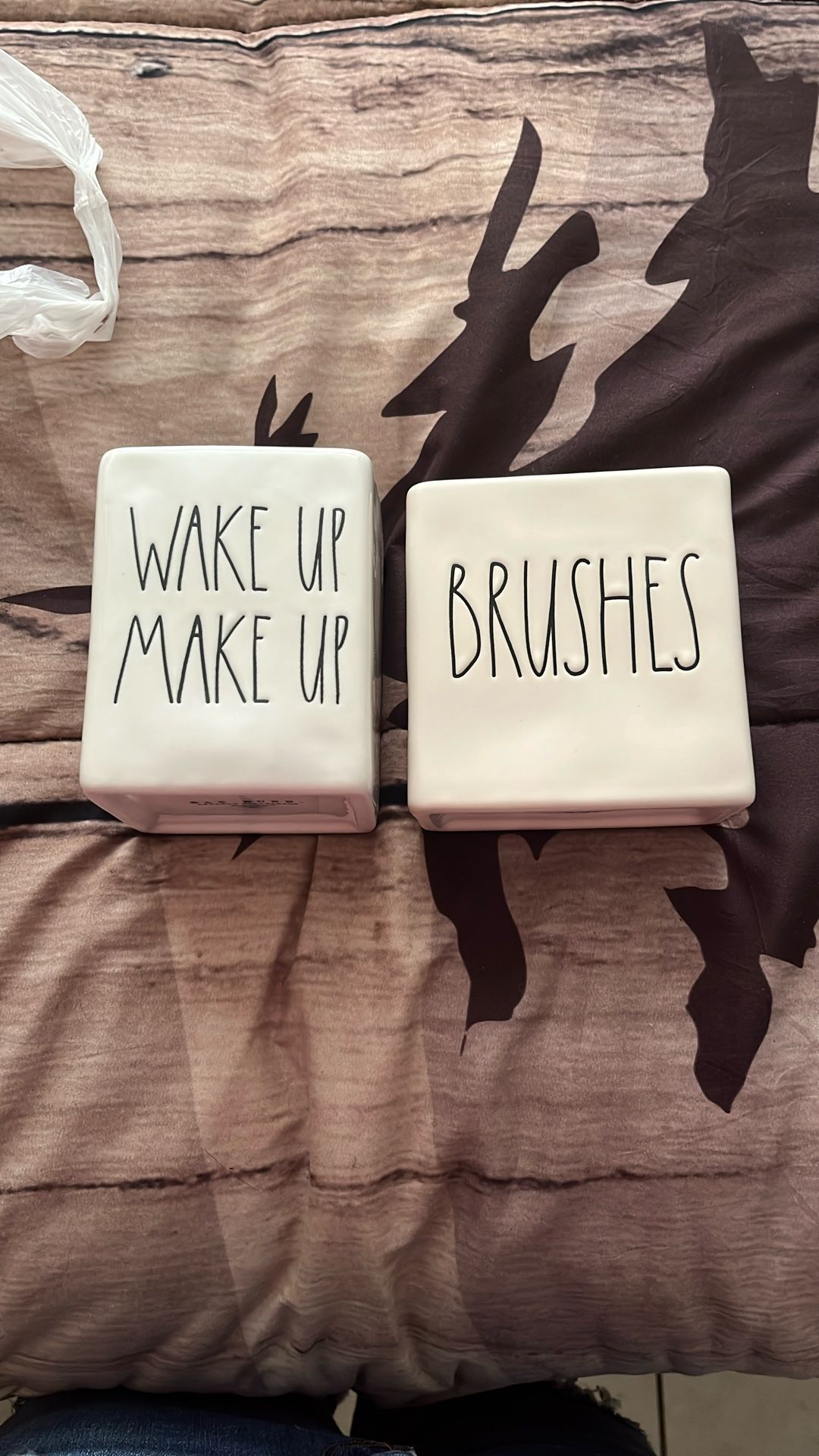 Rae Dunn Makeup Set