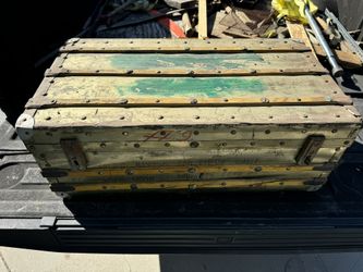 Vintage Military Footlocker