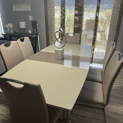 Kitchen Dining table