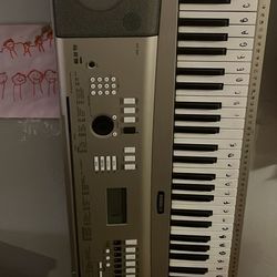 Keyboard Piano With Pedal
