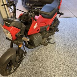 2022 Honda Navi