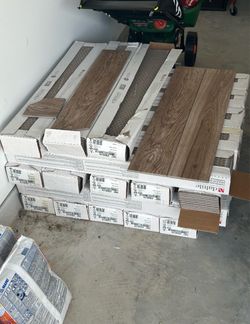 Daltile Wood-Look Porcelain Floor Tiles