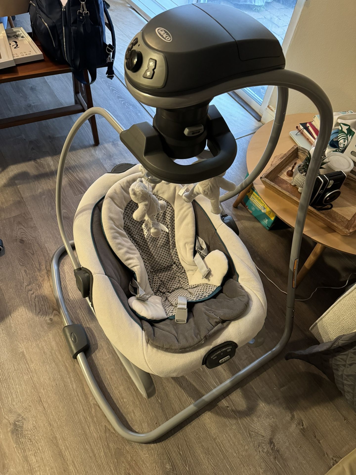 Graco Electronic Baby Swing. 