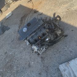 2013 Nissan Sentra  Motor