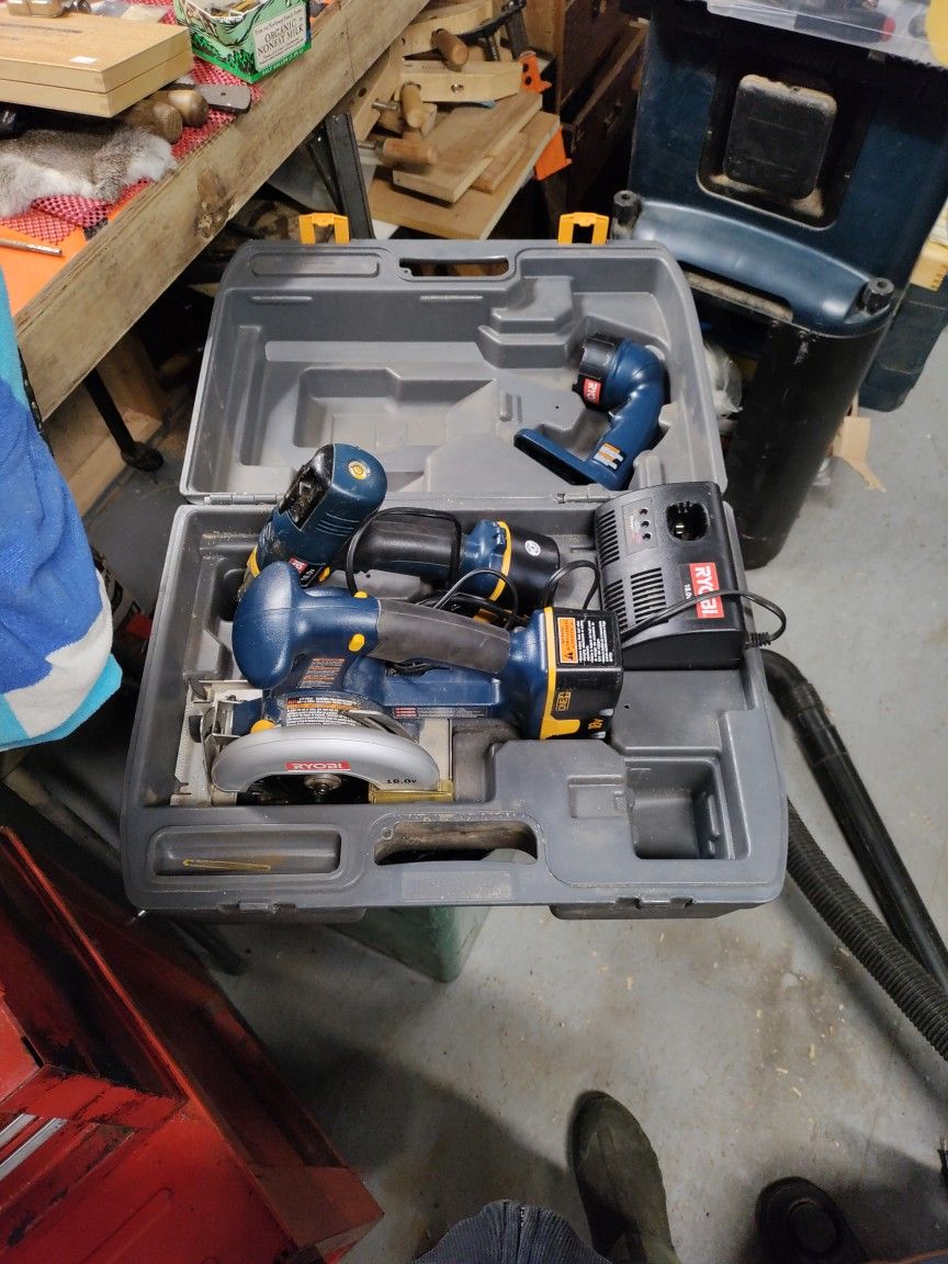 Working Ryobi 18 Volt One+ Driver, Saw, Light Tool Kit Model G0448 With Case And Charger