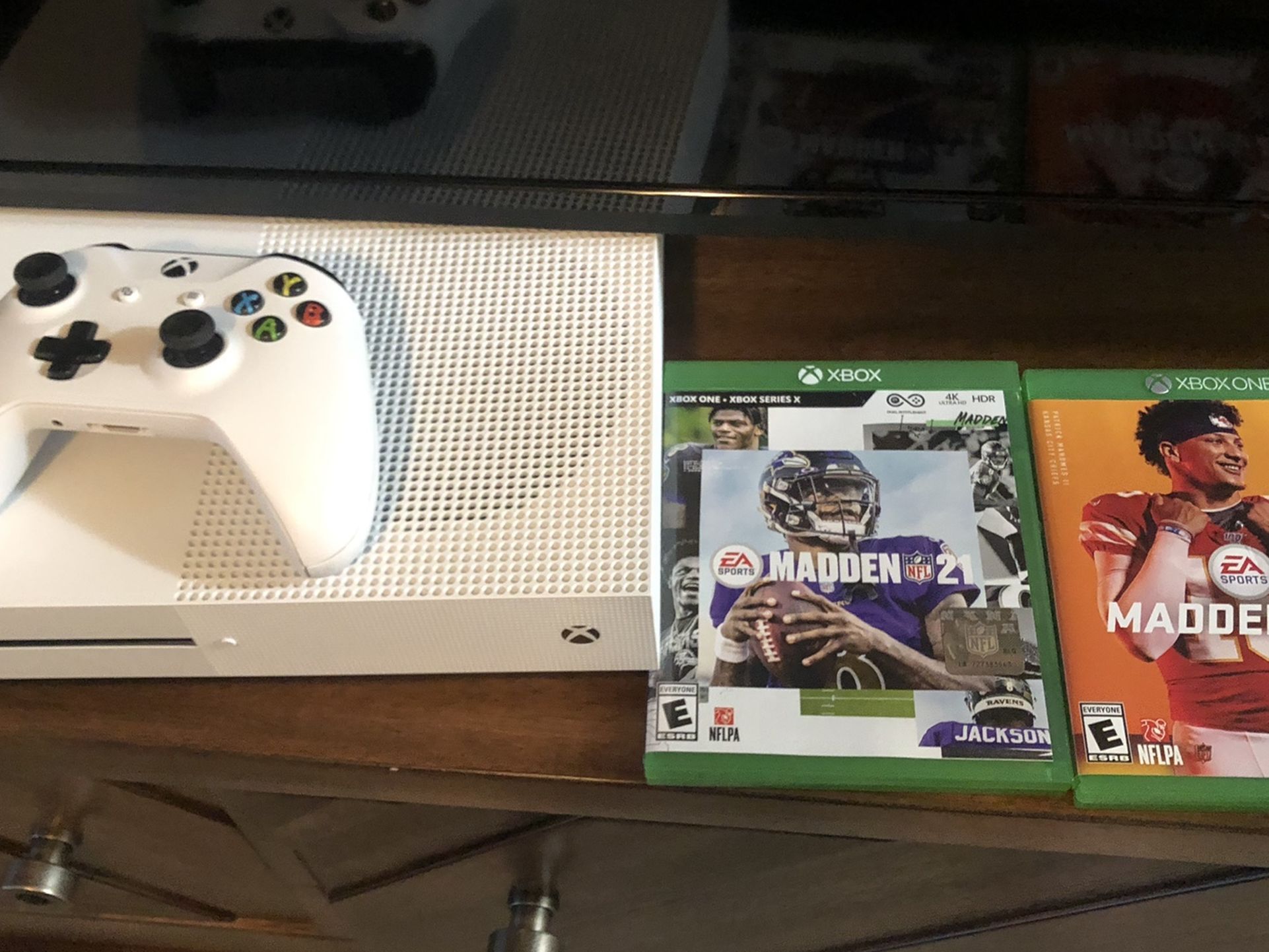 Xbox One S