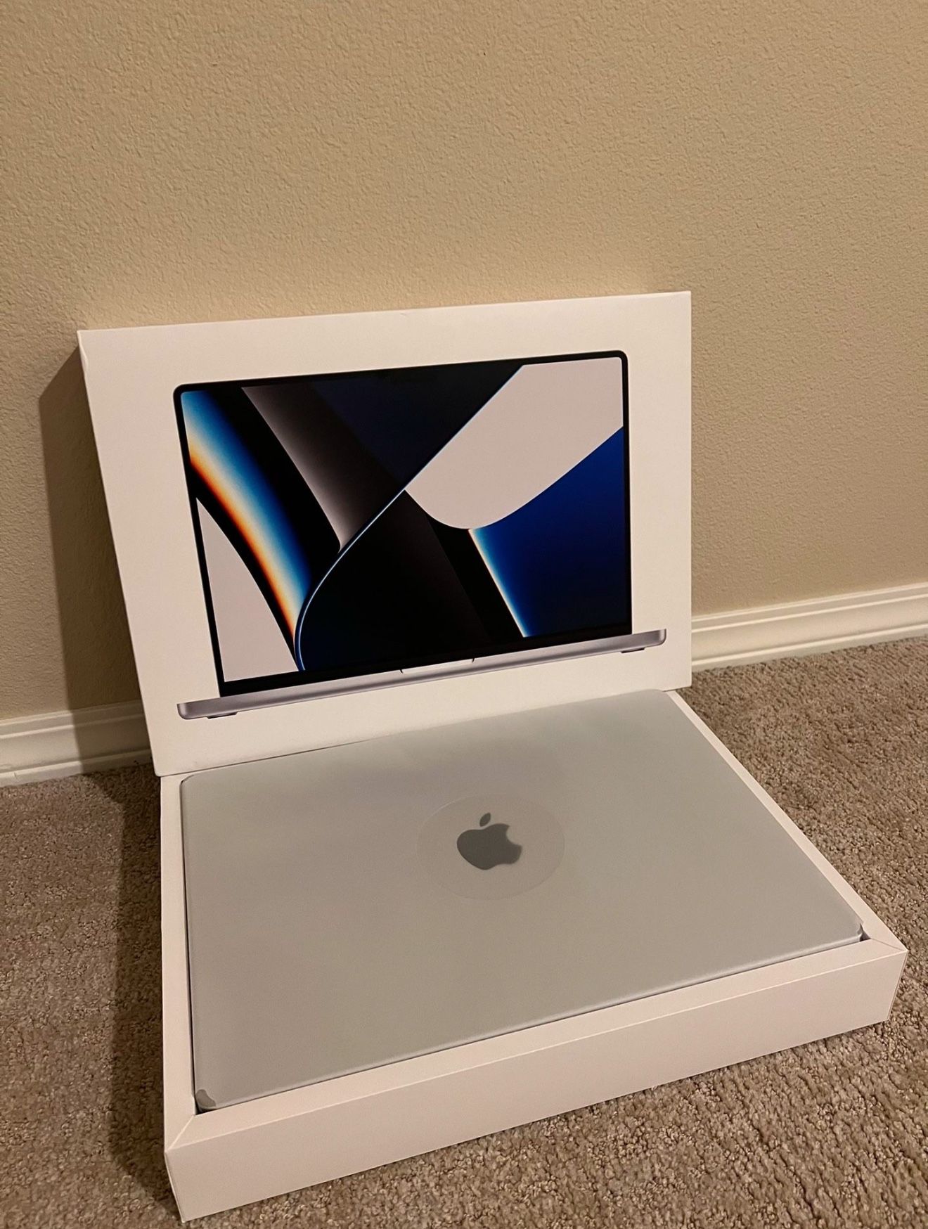 Macbook Pro 16 inch M1 Pro 512gb 16gb 10 Core CPU + 16 Core GPU