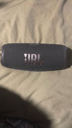 JBL charge 5