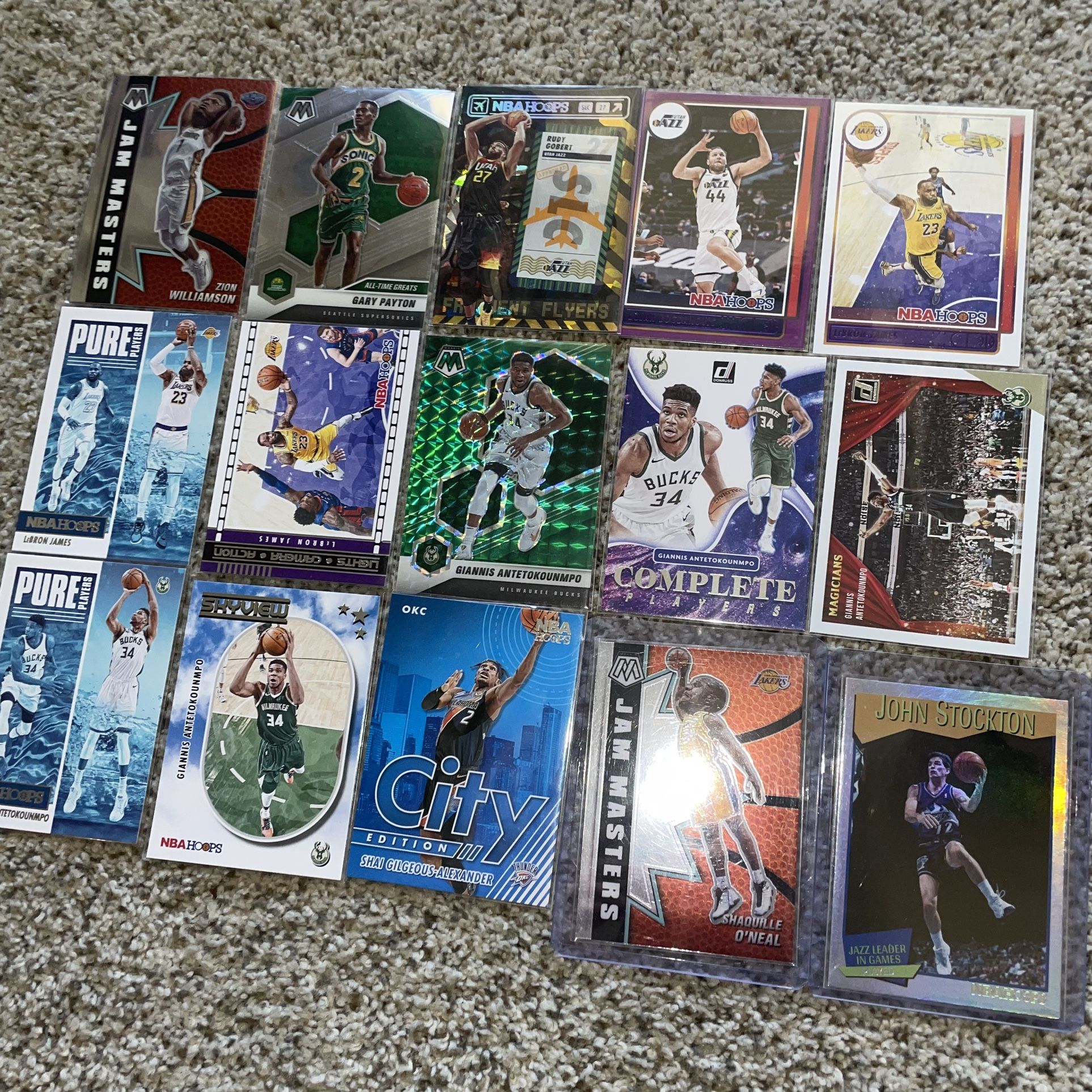 Basketball Card Collection Tons Of Rookie Parallels/Base Cards
