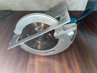 Makita Saw