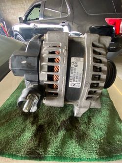 Alternator for a 2013-3019 Ford Explorer Police Interceptor