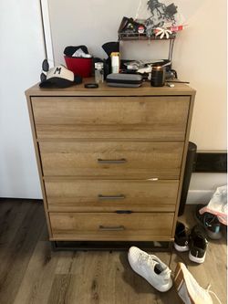 4 drawer dresser