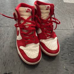 nikes size 9 