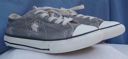 Converse One Star Juniors Canvas Low Top Lace Up Sneakers Gray Size 13