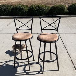 Bar Stools - Like New!