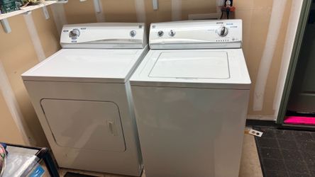 Kenmore Washer and dryer