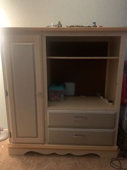 Dresser, Sturdy Wood 