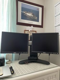 Computer double monitor