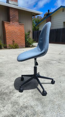 Modern office chair