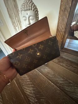 Vintage *authentic* LV wallet