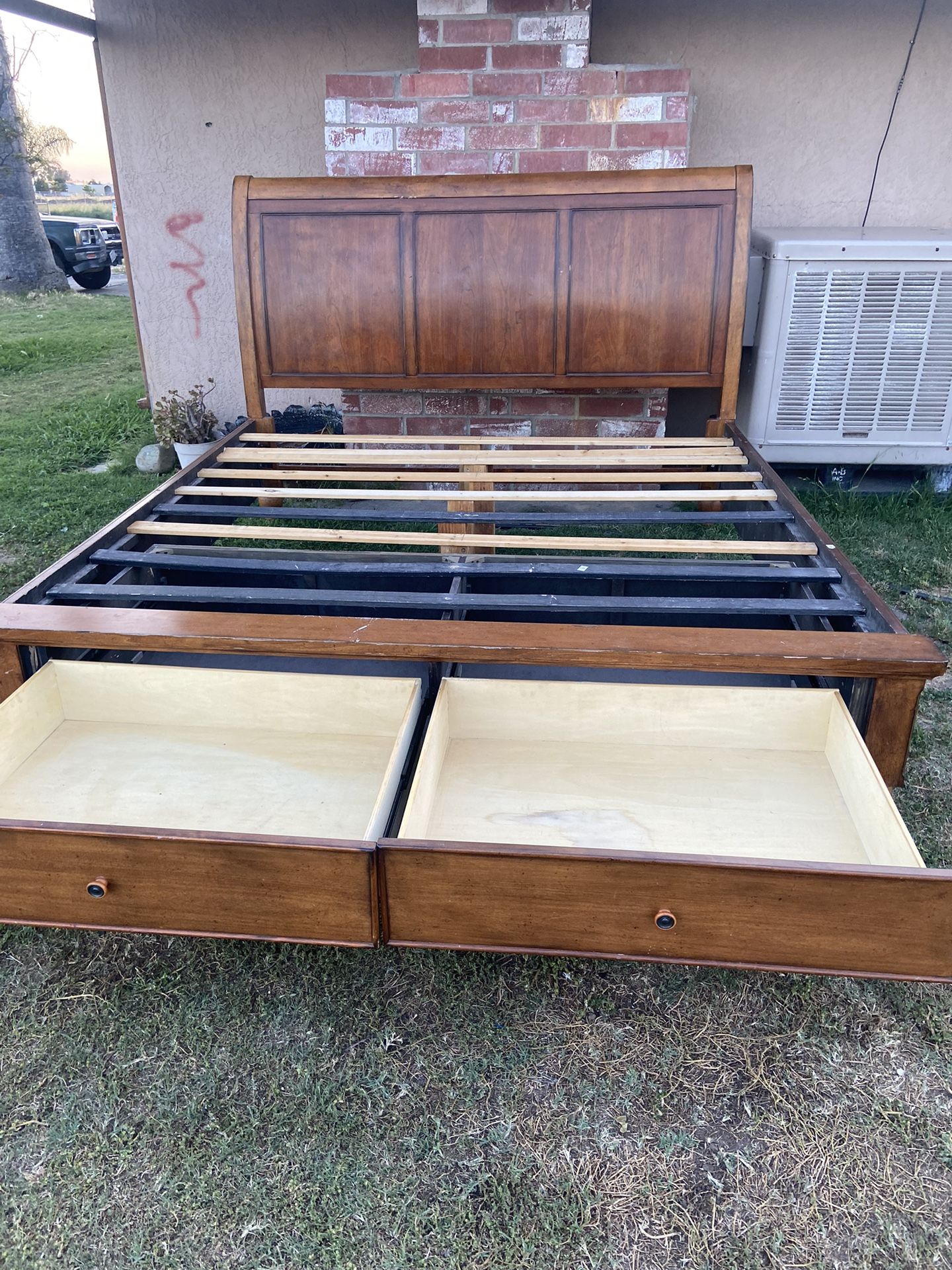 Cali King Bed Frame for Sale in Merced, CA OfferUp