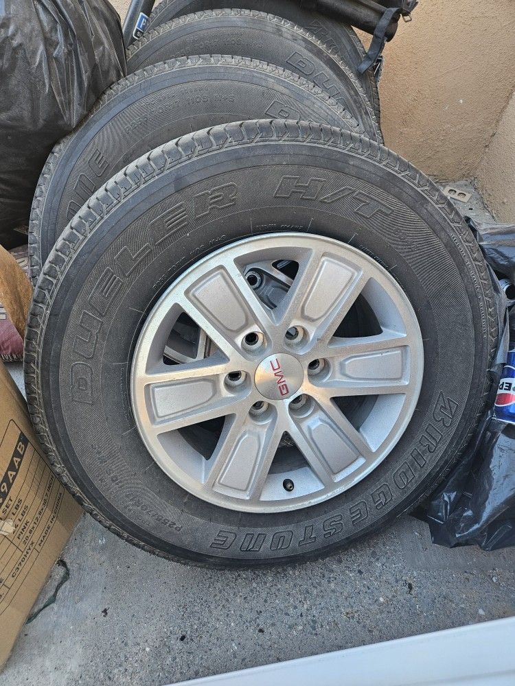 Bridgestone Dueler H/T Rims And Tires