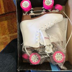 Chicago skates Ladies 6 **New**
