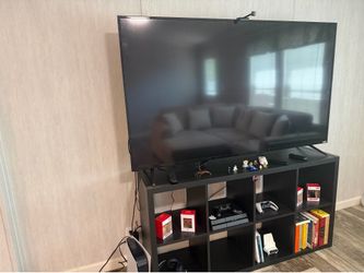 70” Vizio tv