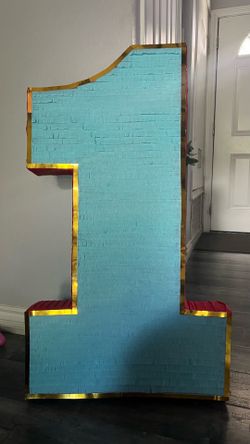 Number one plain piñata