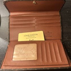 Unused LV WALLET