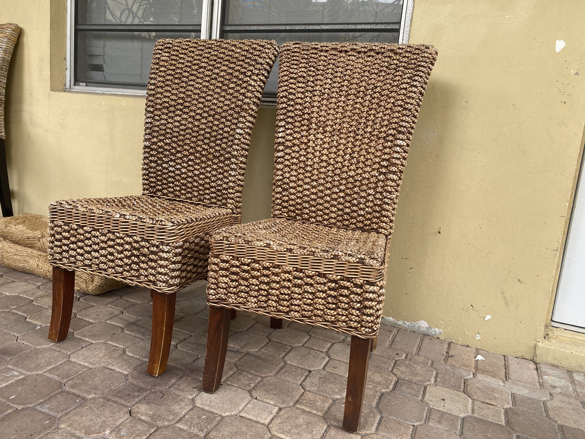 Solid rattan dining chair excellent condition set of two