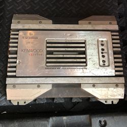 1600 watts Amp