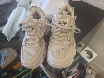 Women's shoes size 23