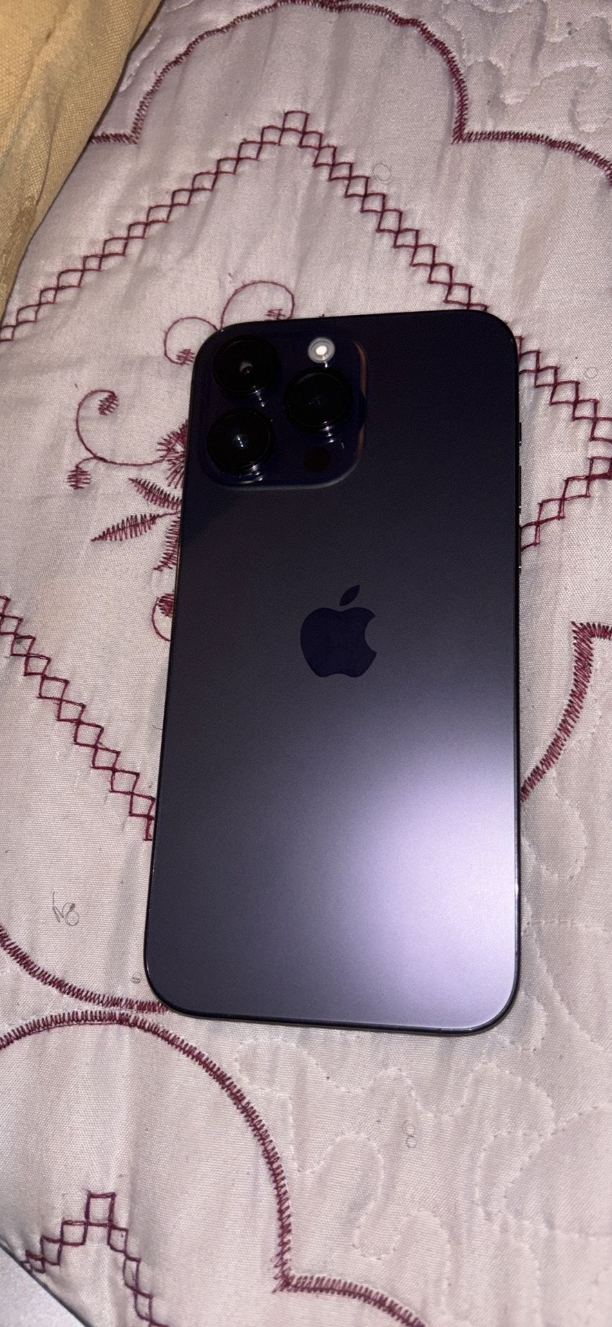 iPhone 14 Pro Max
