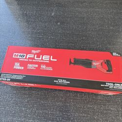 Milwaukee M18 FUEL 18V Lithium-Ion Brushless Cordless Super SAWZALL Orbital Reciprocating Saw (Tool-Only)