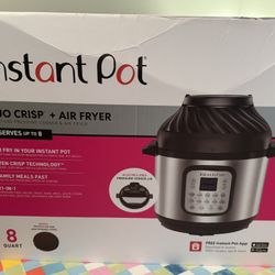 Insta pot Duo Crisp + Air fryer New In Box!