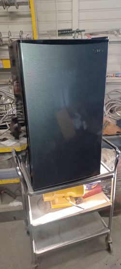Mini Refrigerator 
