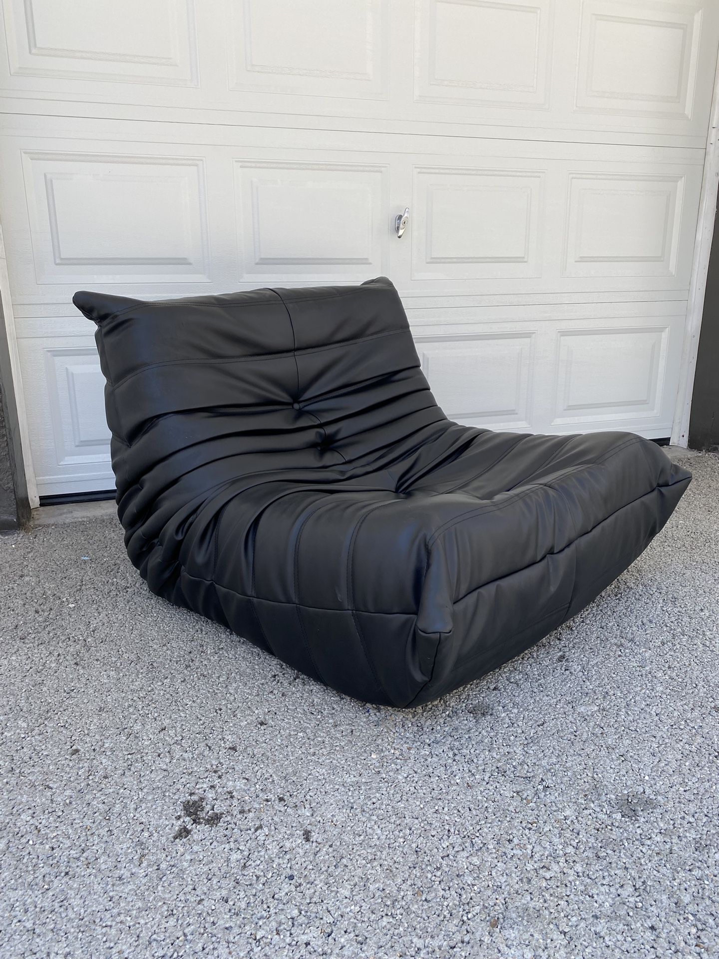 Togo Sofa Couch Black
