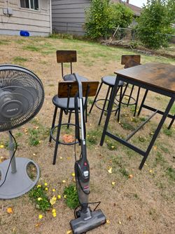 Table chairs fan Vaccum