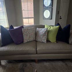 Sofa 