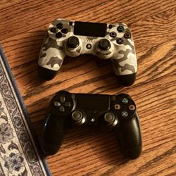 Playstation 4 Controllers 