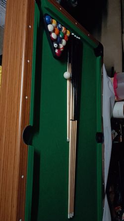 Pool table
