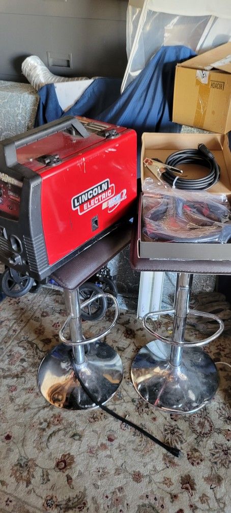 Lincoln Electric weld pak 140 HD Welding Machine