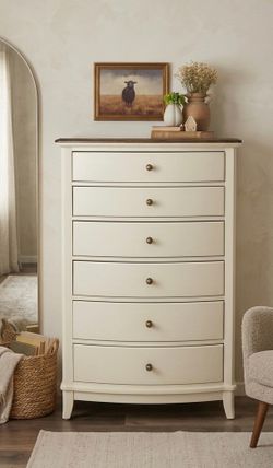 ✨Elegant Solid Wood 6-Drawer Dresser ✨| Newly Refinished✨Free Delivery 🚚