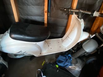 Electric razed moped